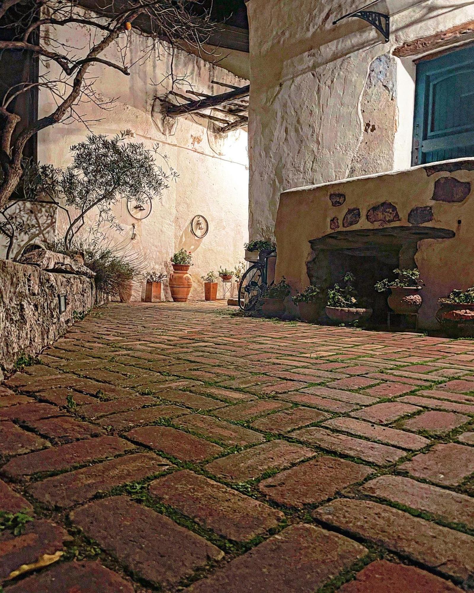 B&B Corte San Lussorio オリエーナ エクステリア 写真