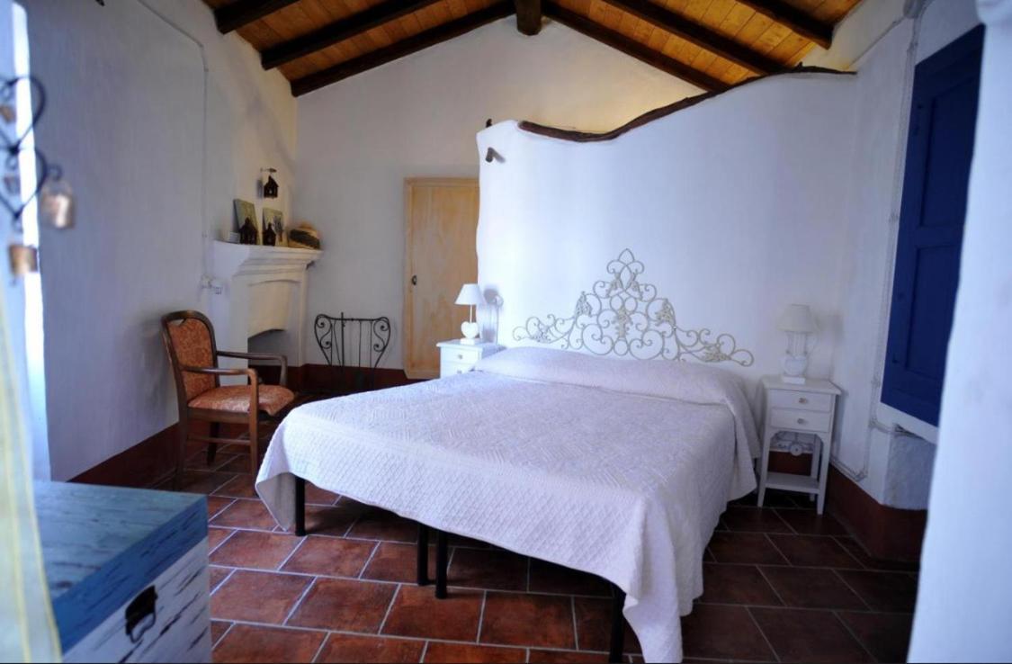 B&B Corte San Lussorio オリエーナ エクステリア 写真