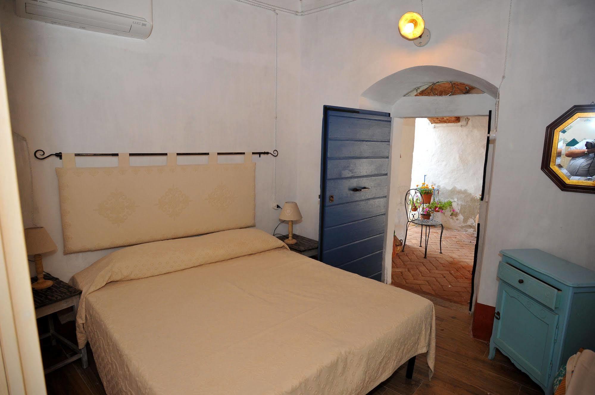 B&B Corte San Lussorio オリエーナ エクステリア 写真