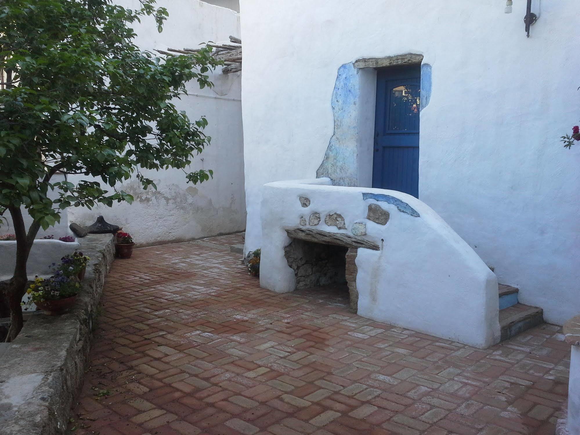 B&B Corte San Lussorio オリエーナ エクステリア 写真