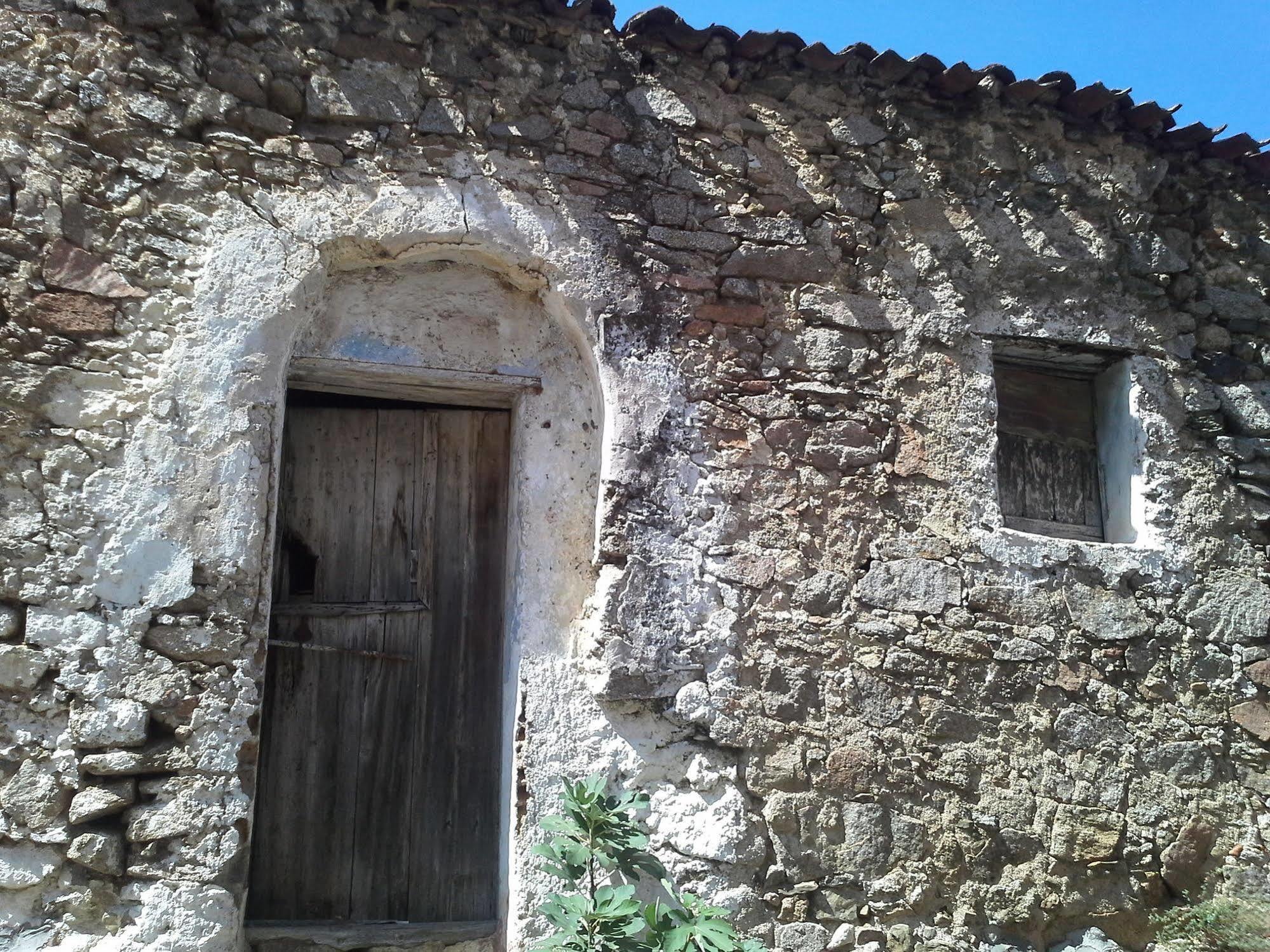 B&B Corte San Lussorio オリエーナ エクステリア 写真